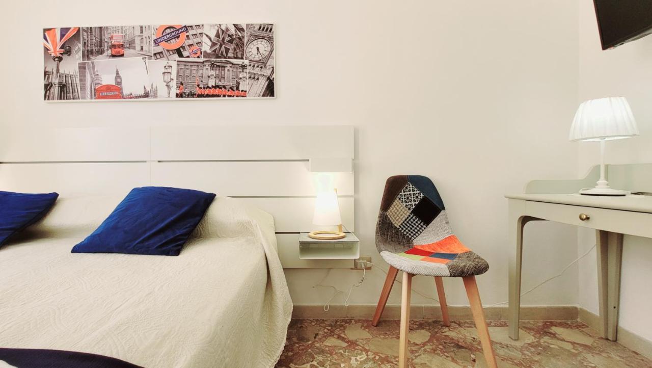 Zanzi 'S Charming Rooms Avola Esterno foto