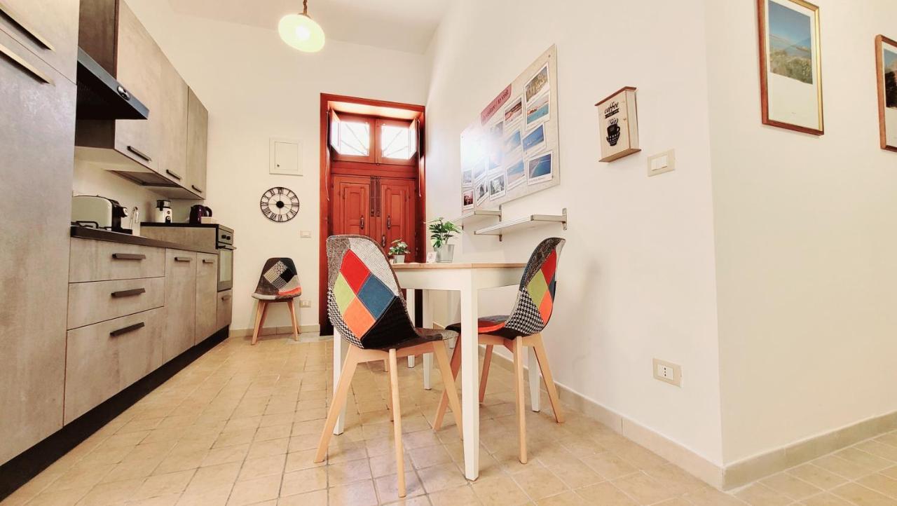 Zanzi 'S Charming Rooms Avola Esterno foto