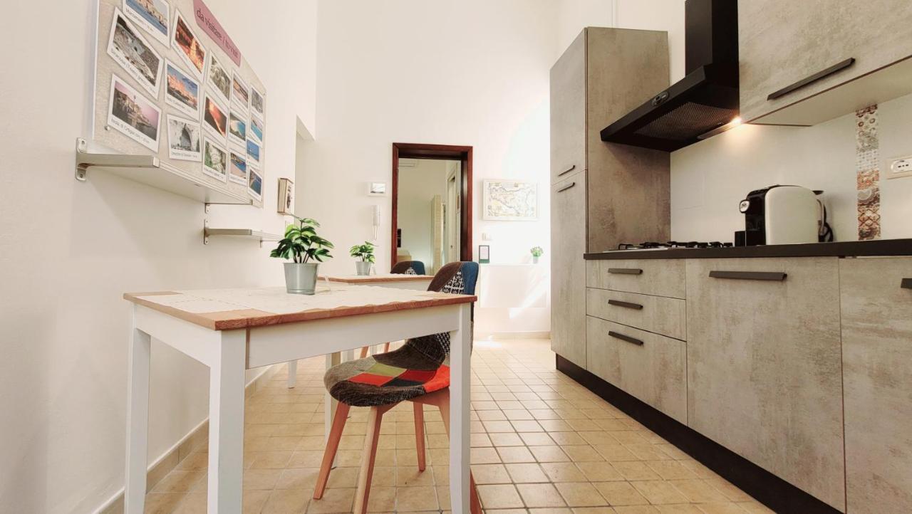 Zanzi 'S Charming Rooms Avola Esterno foto