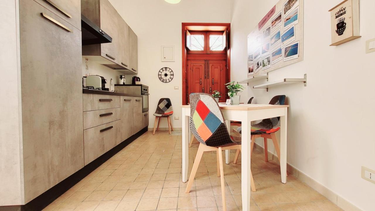 Zanzi 'S Charming Rooms Avola Esterno foto